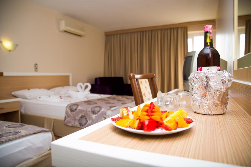 Tuntas Beach Hotel Didim Camera foto